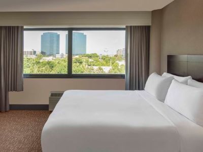 Doubletree By Hilton Chicago Hotel